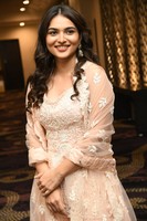 Kayadu Lohar Stills